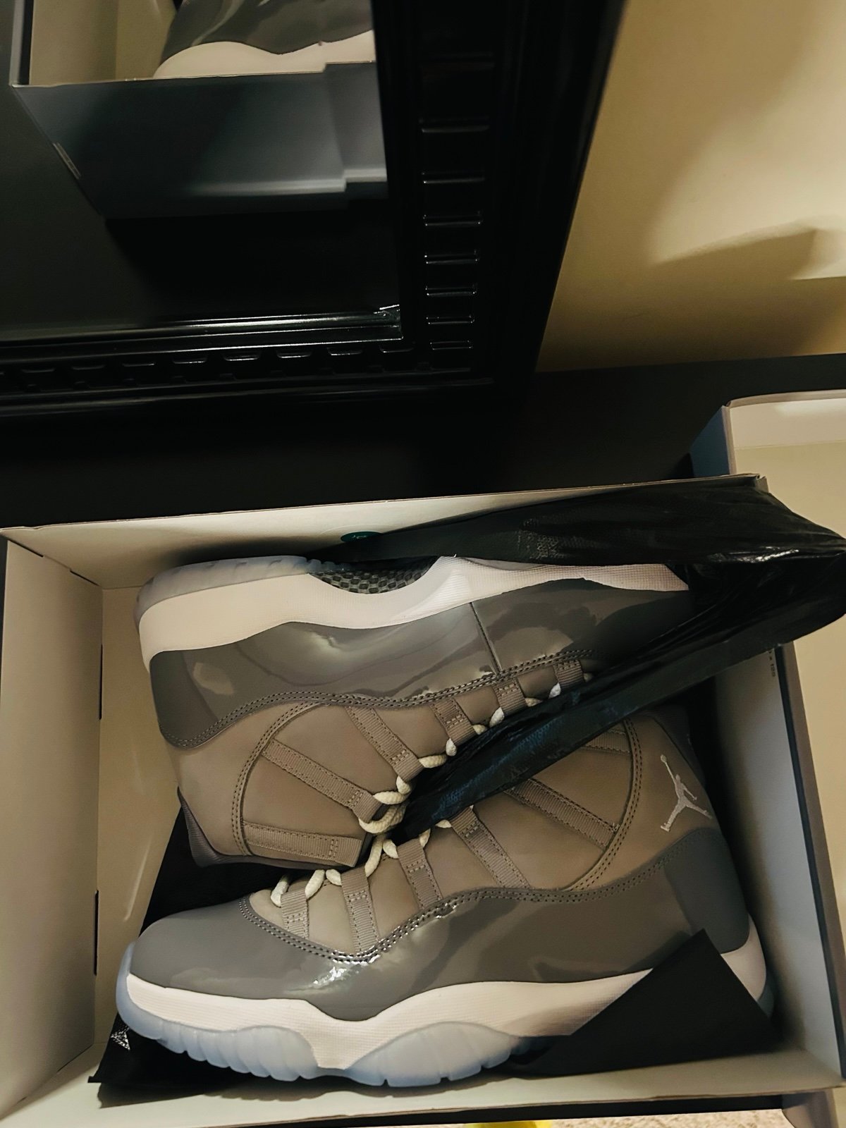 AIR JORDAN 11 RETRO