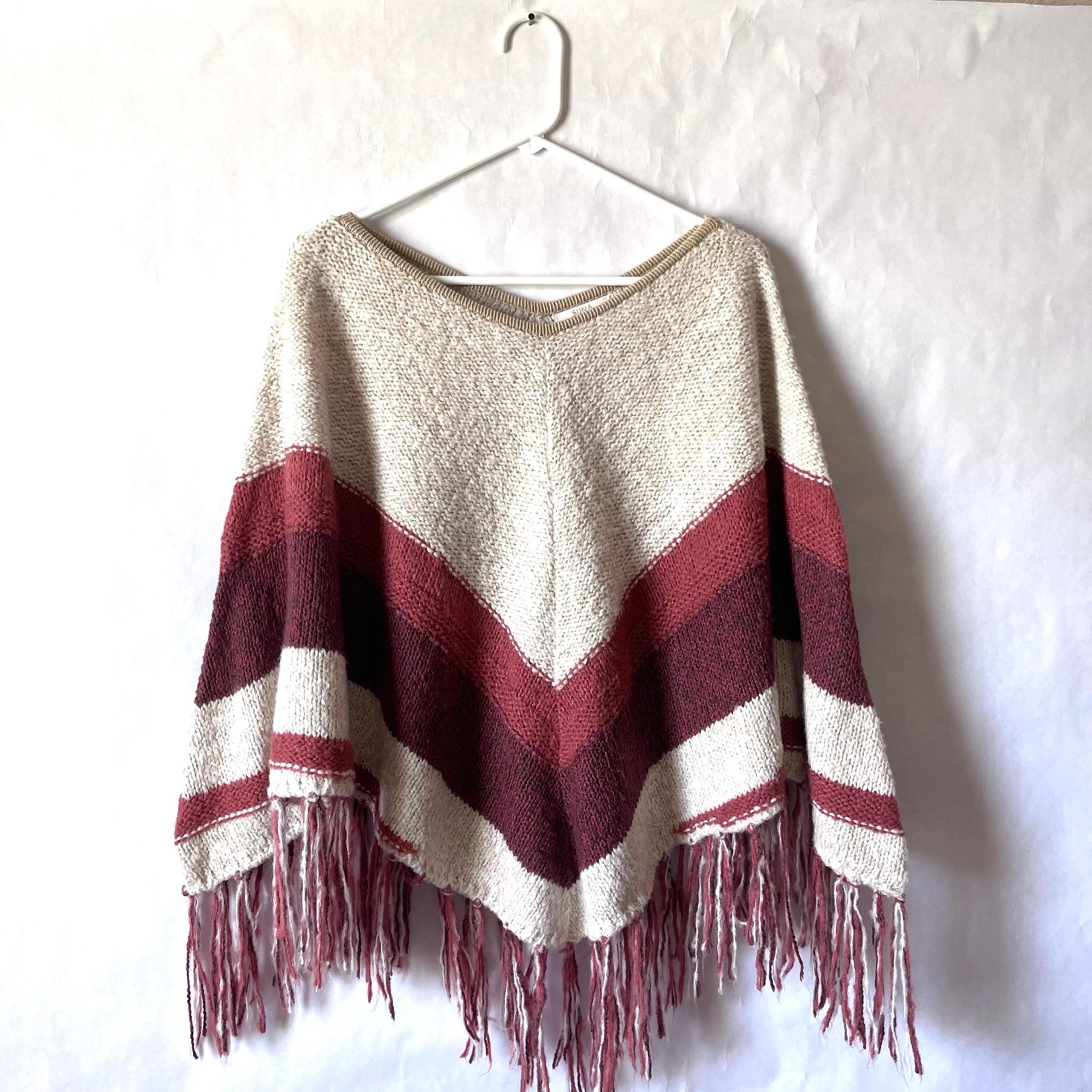 Sun & Shadow Wool Blend Knit Poncho Sz S / M Beige Burnt Orange Maroon Red Fall