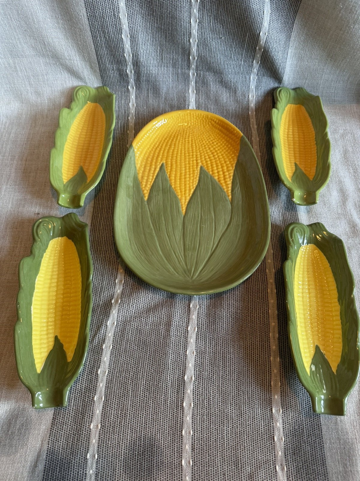 Vintage Ceramic5 Piece Corn on the Cobb Platter 4 Plates