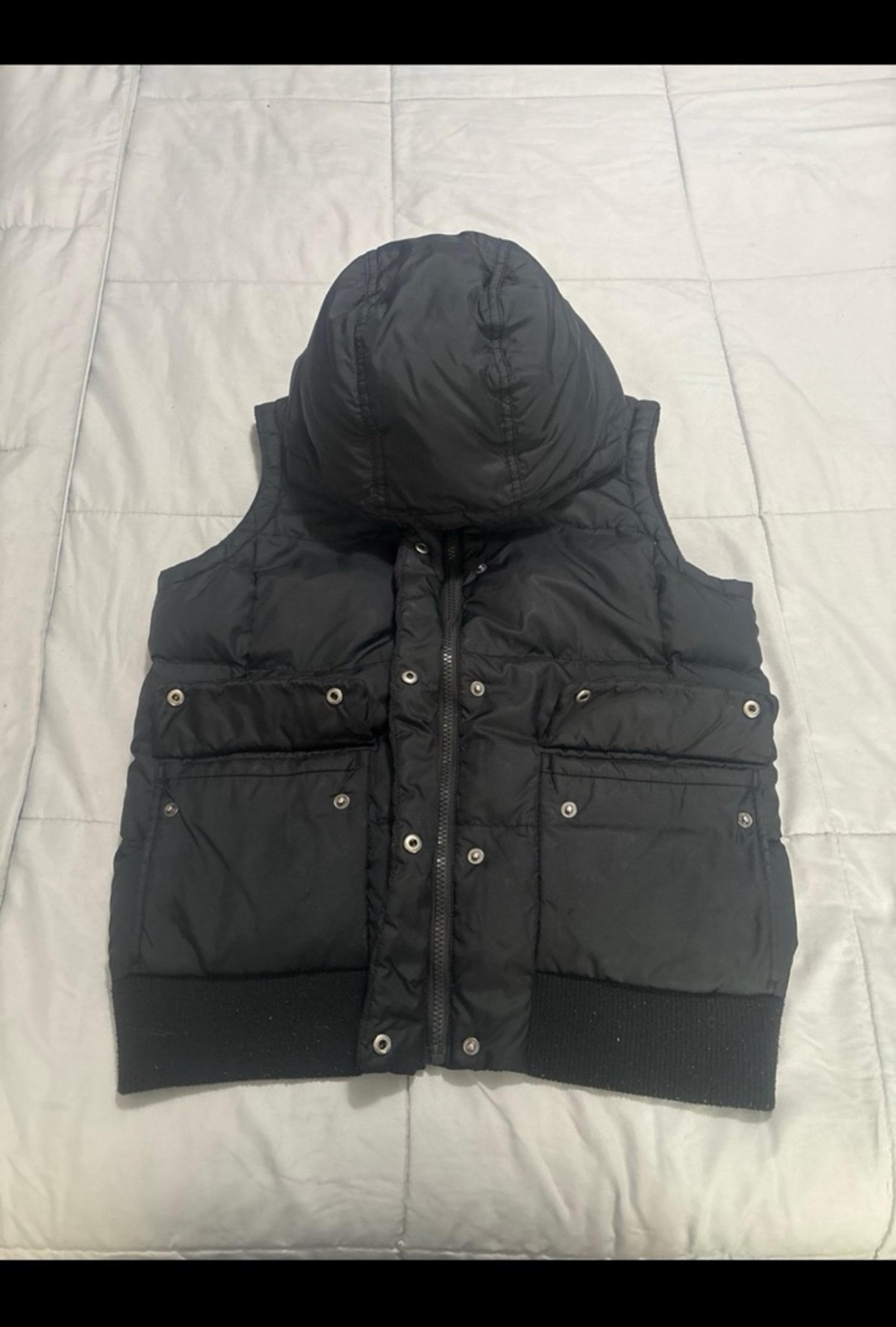 Black Gap Puffer Vest