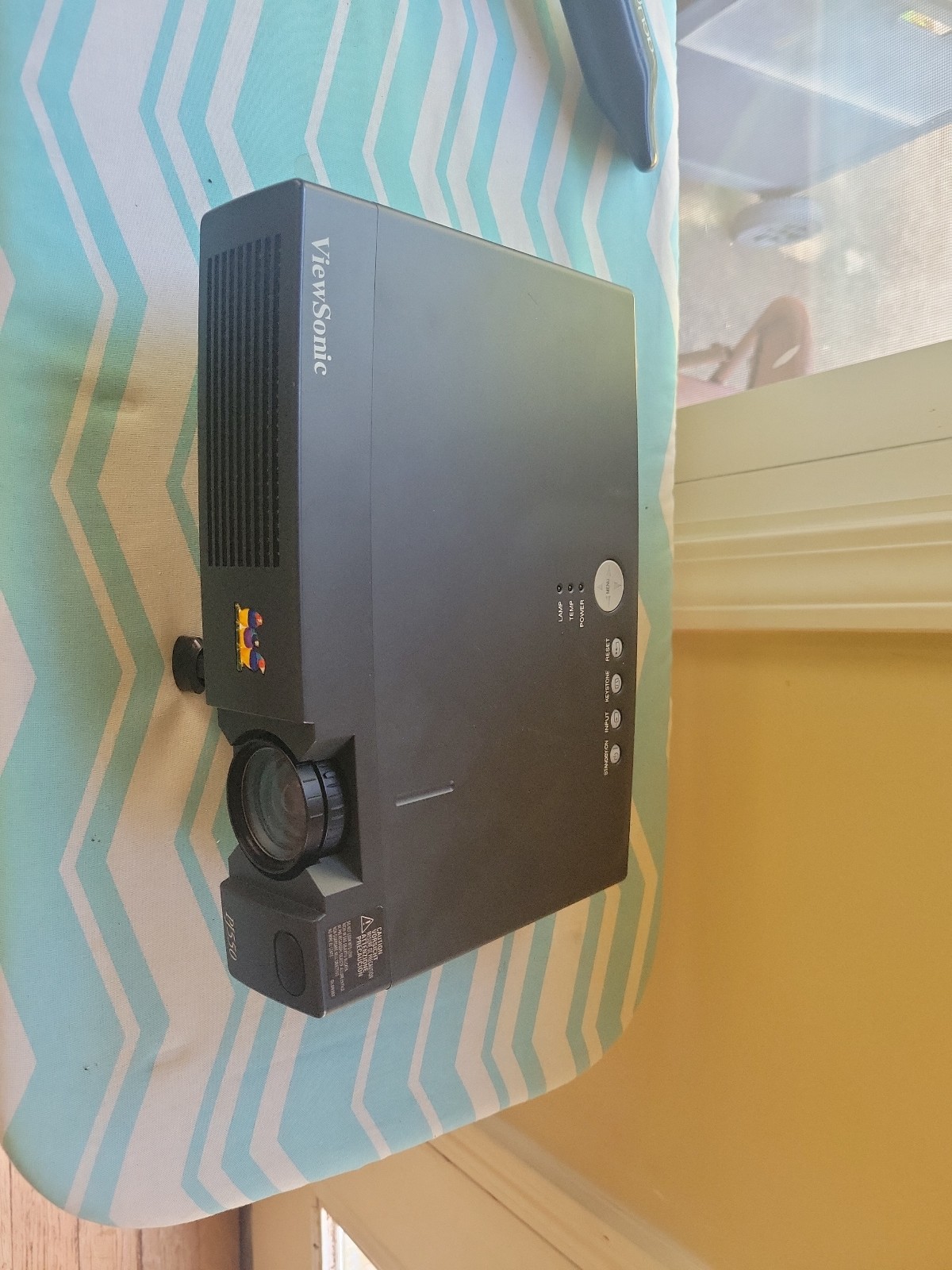View sonic pj550