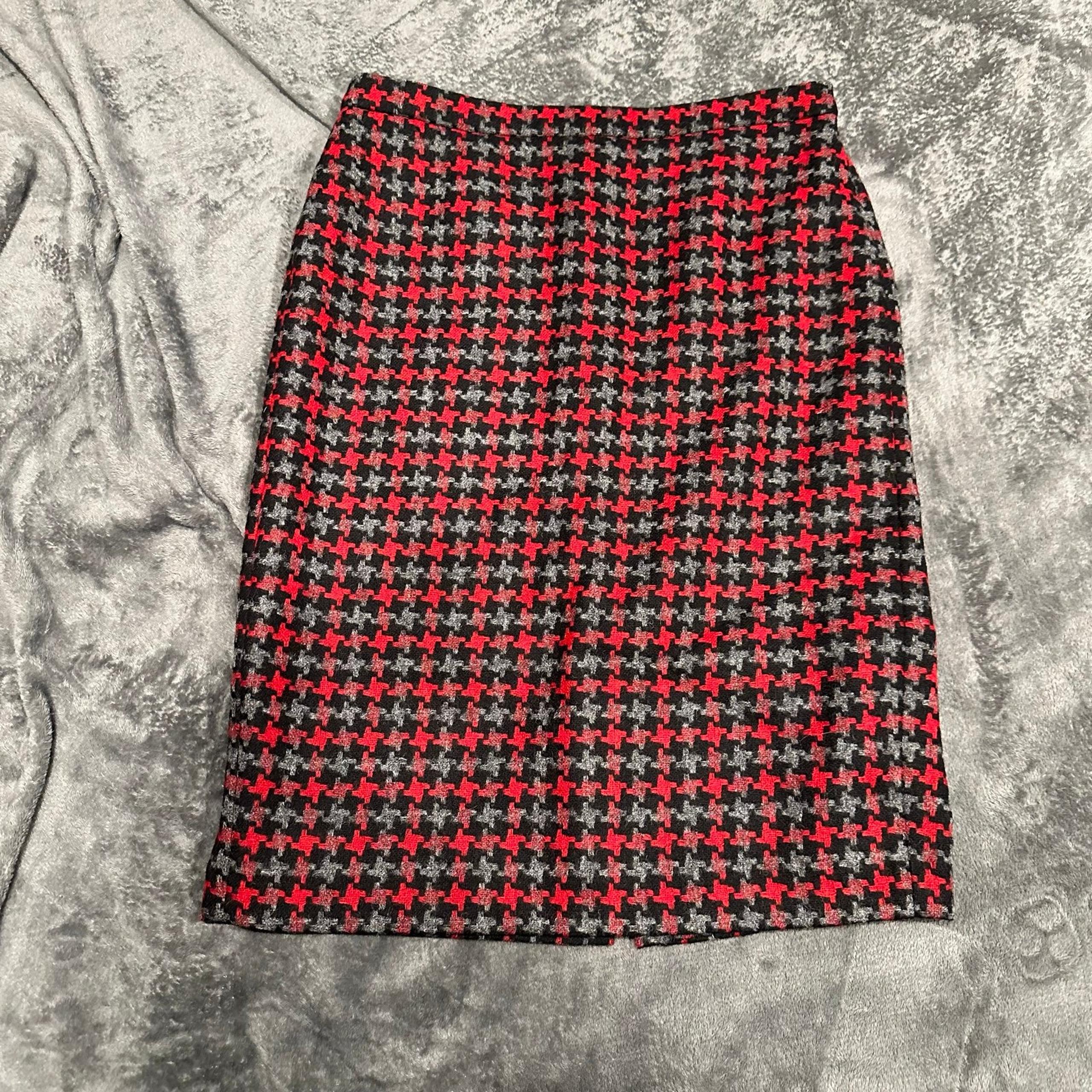 Pure collection 100% Wool Pencil Skirt Size 6 Red Black Grey Houndstooth