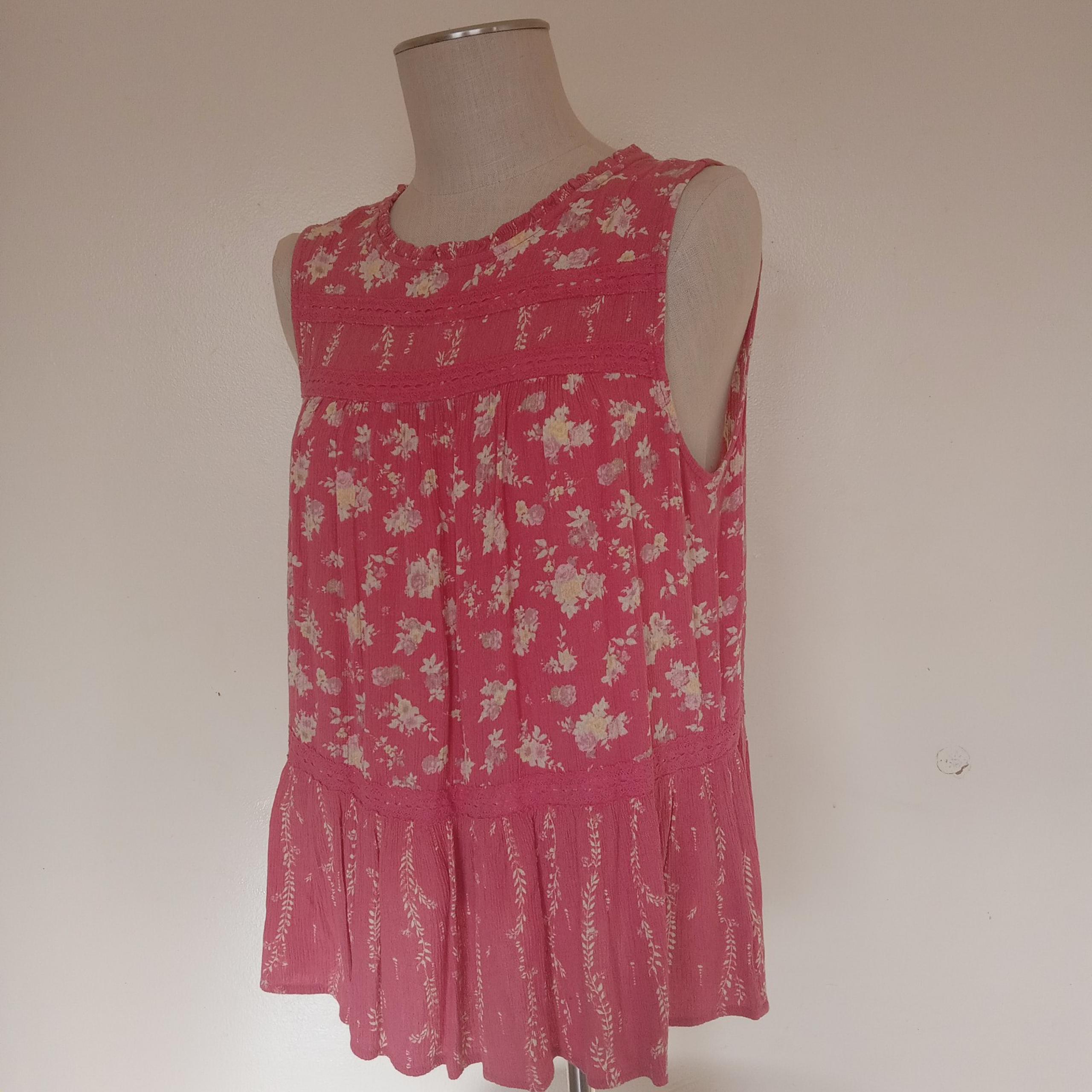 Maurices Sz M Rayon Tank Top Pink Floral