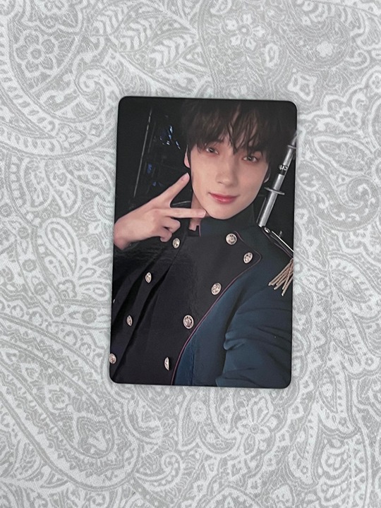 txt sweet official photocard weverse round 2 huening kai