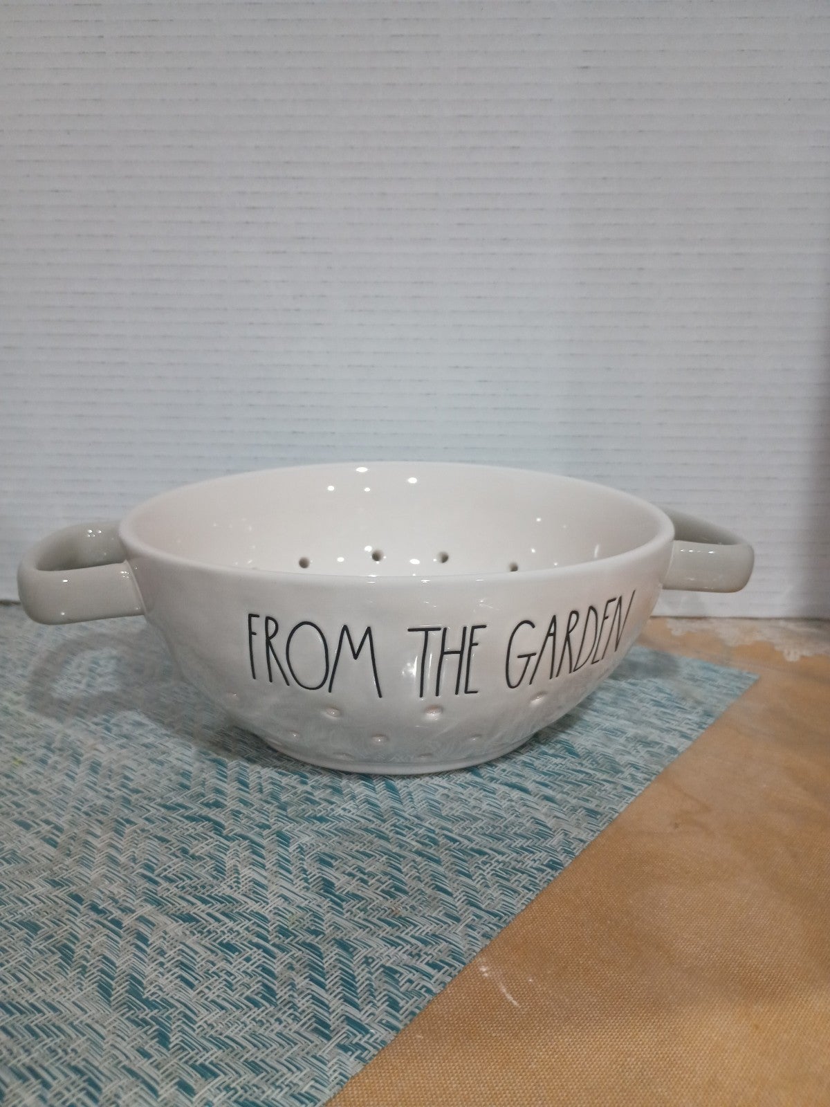 #RD RAE DUNN 8 x 3 1/2 COLANDER (FROM THE GARDEN)