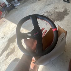 Aftermarket steering wheel