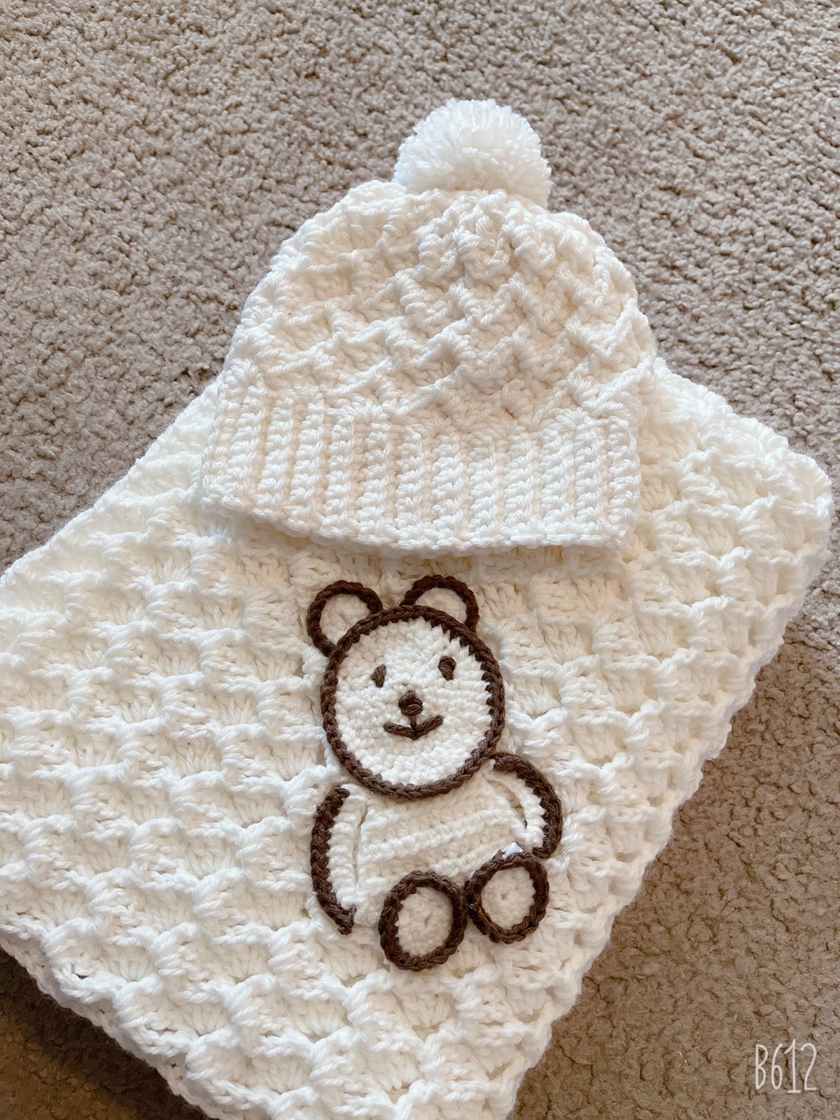 Crochet baby blanket