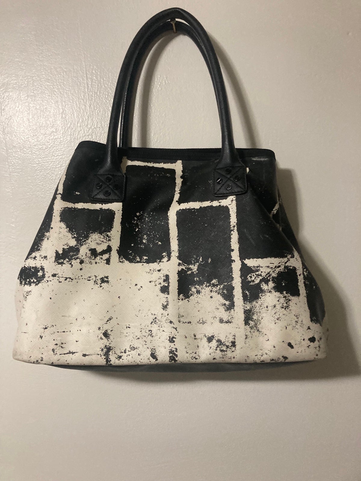 LAMB Gwen stefani black and white brick satchel purse