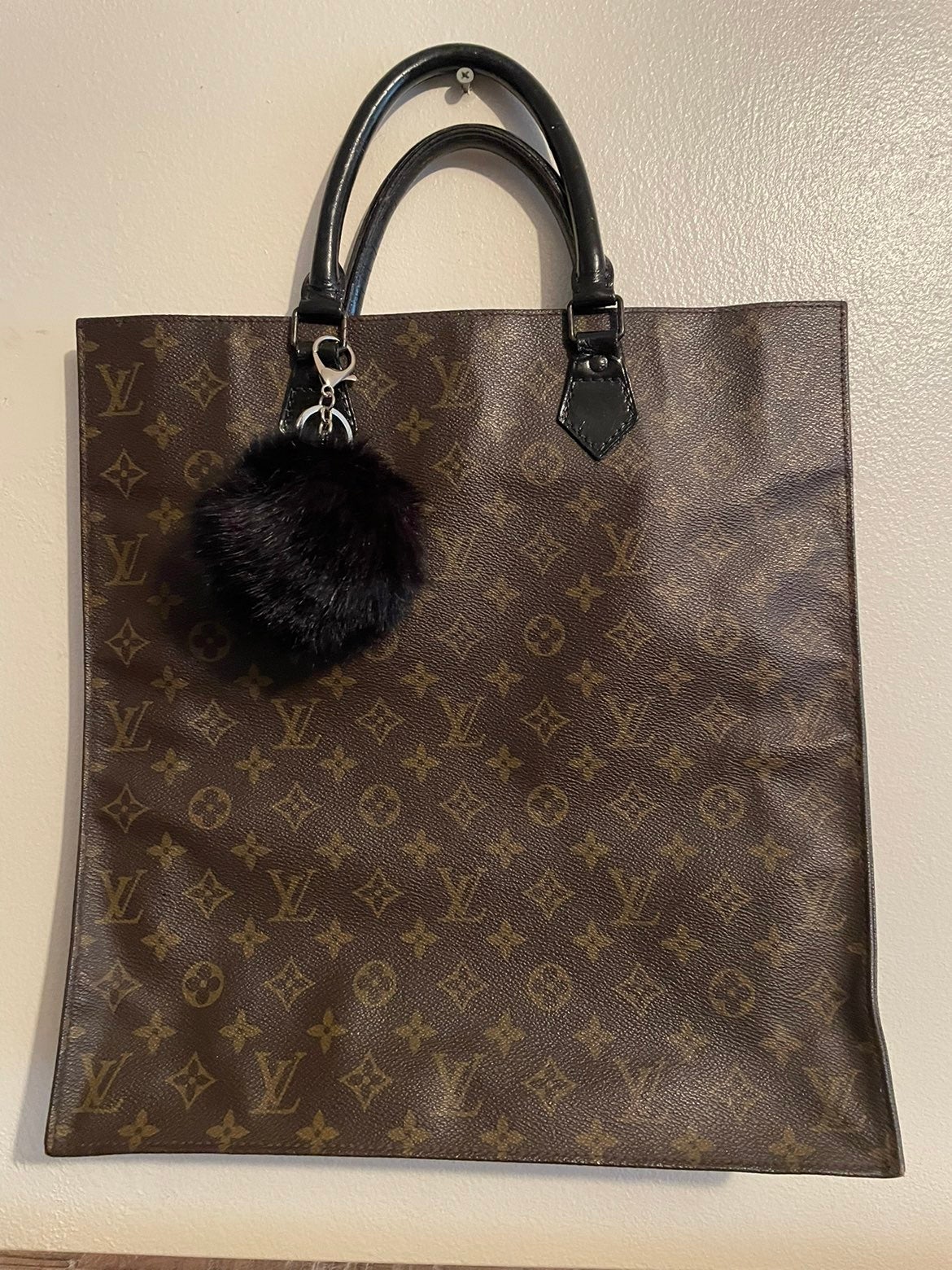 Louis Vuitton sac plat tote bags