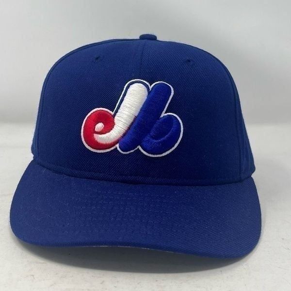 VINTAGE Montreal Expos Hat Cap Fitted 7 1/4 Blue New Era Wool USA 90’s Script