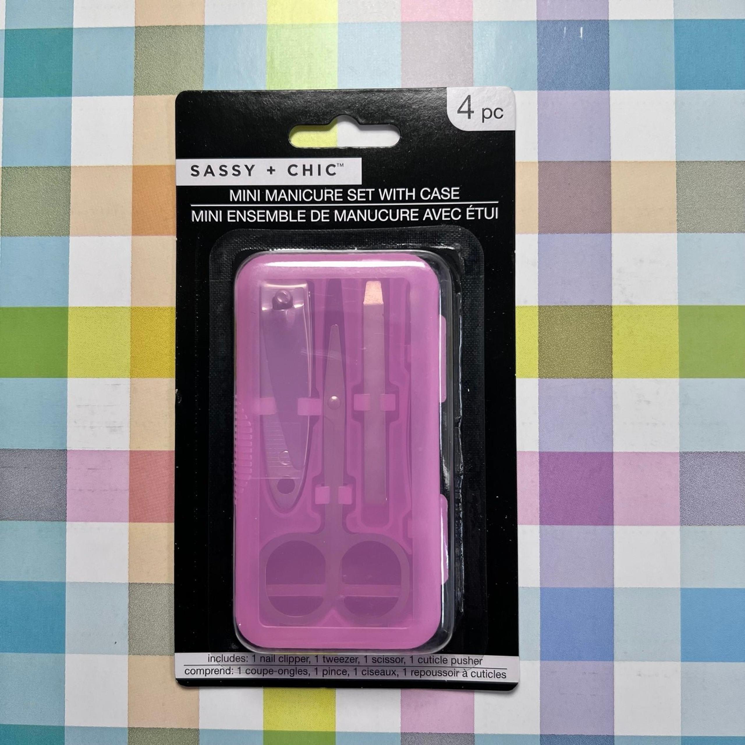 MINI MANICURE SET WITH PINK CASE