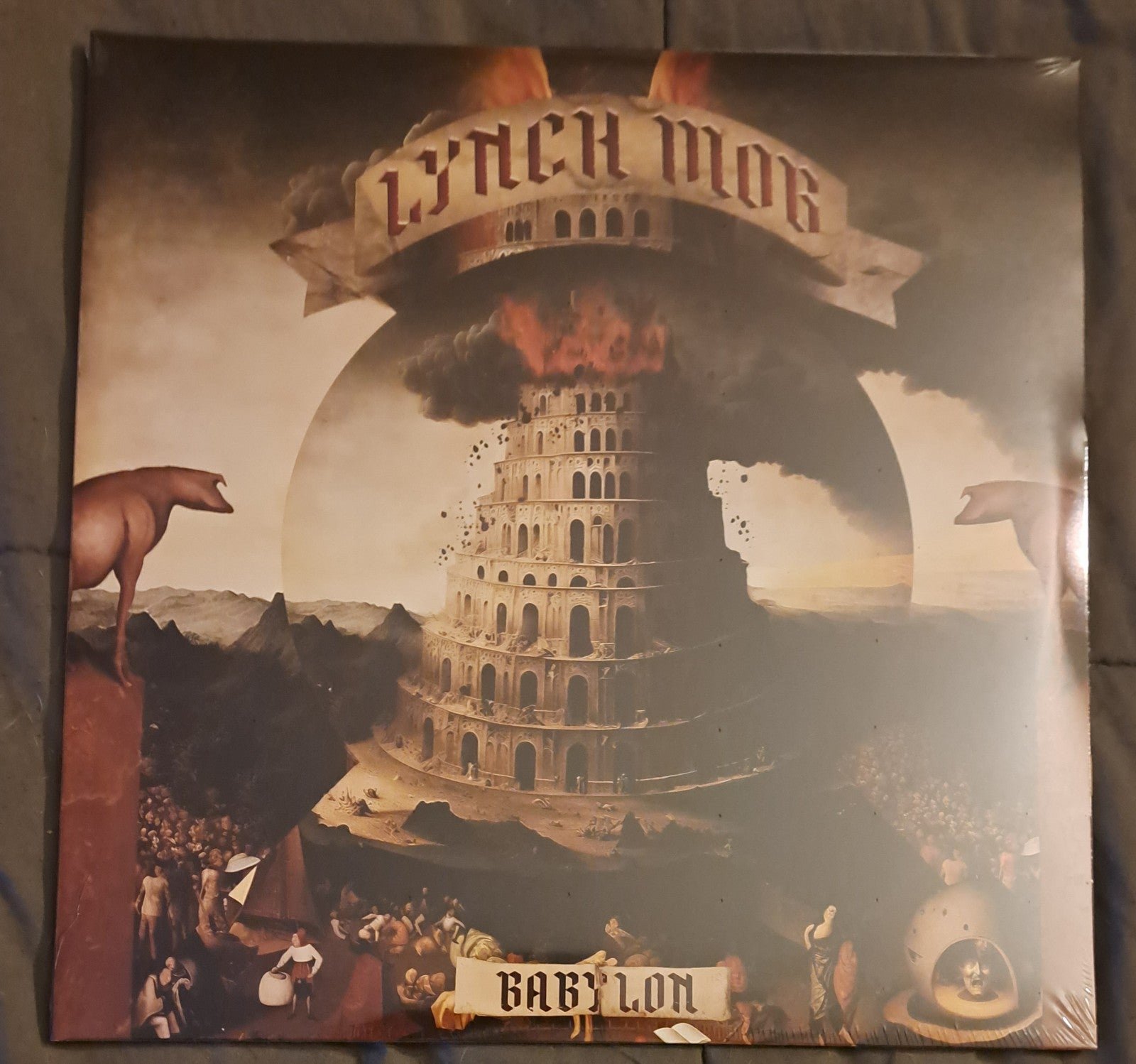 Lynch Mob Babylon orange double vinyl with Autographed insert