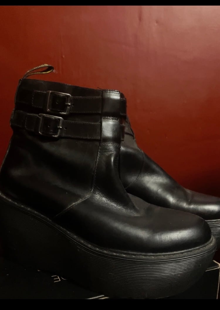Rare Dr Martens Caitlin Platform boots