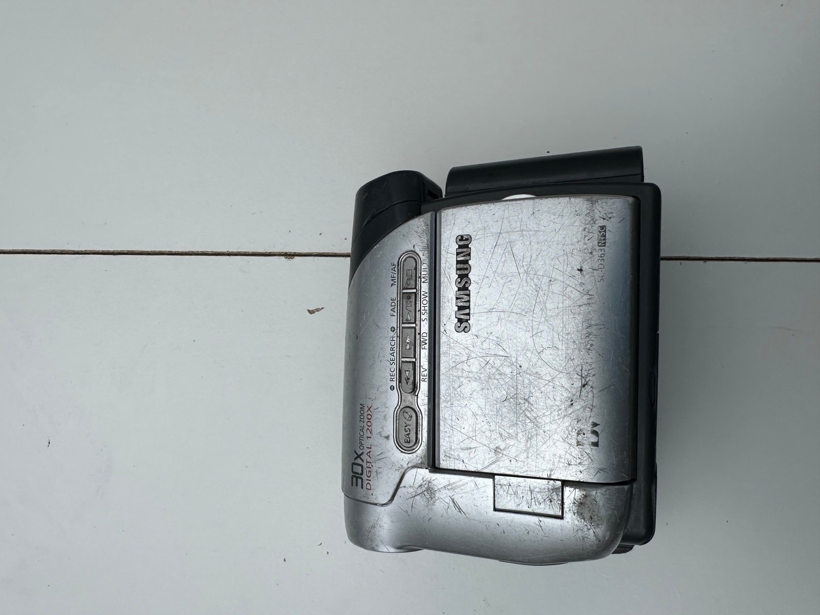 Samsung SC-D363 Mini DV Camcorder