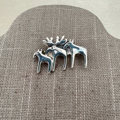 Sterling Silver Moose Brooch Pin SP-3322