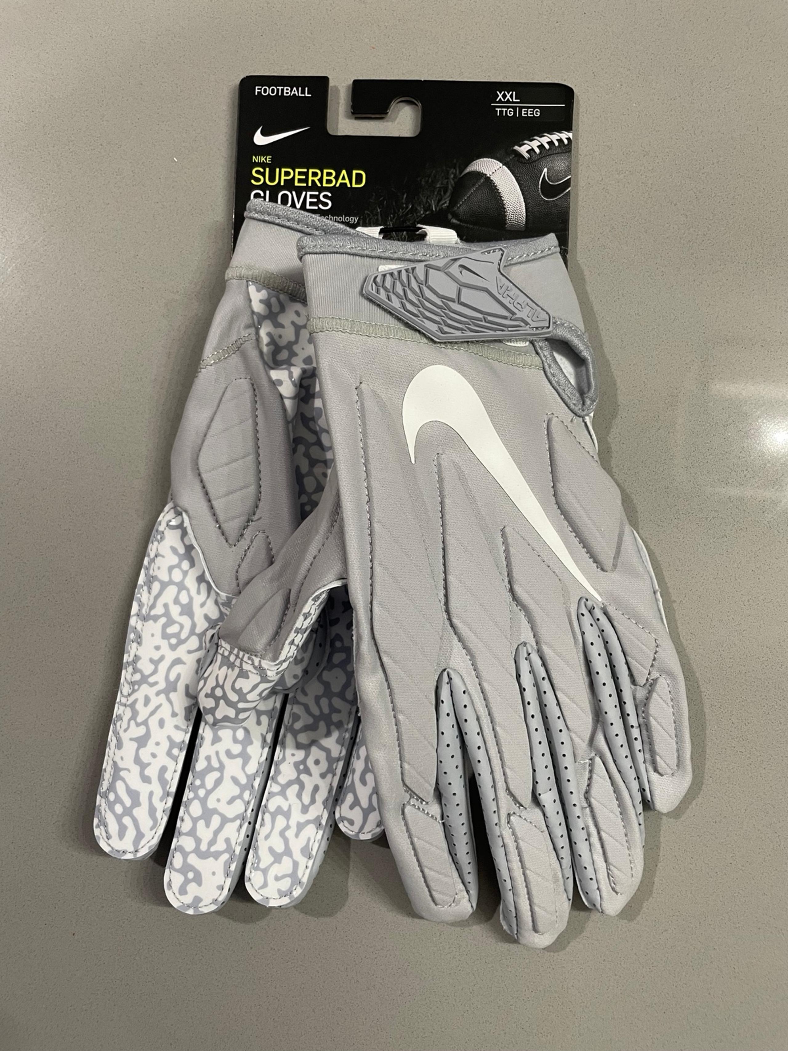 NEW!! Men's Nike Superbad 5.0 Football Gloves Gray CJ9339-015 XXL