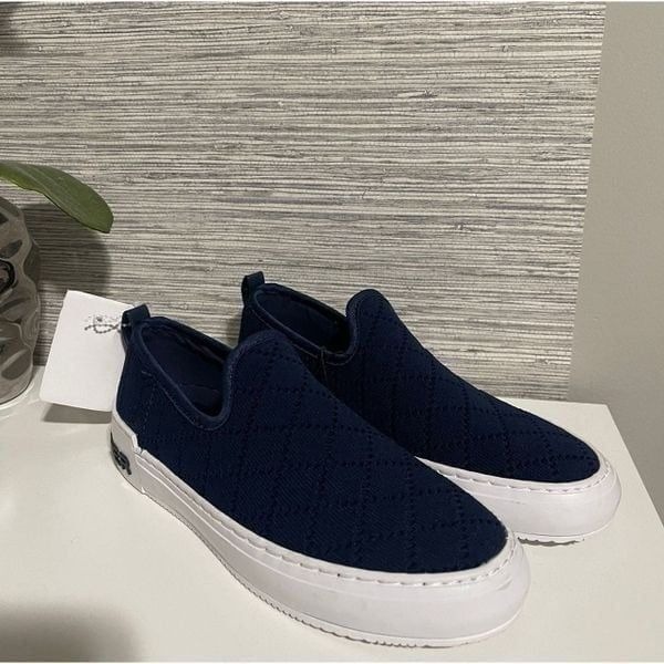 Marc Fisher | slip on sneakers