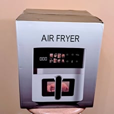 NEW IN BOX TOUCH SCREEN 5QT CAPACITY AIR FRYER W/MEMORY 11.6 X 11.3 X 13.9