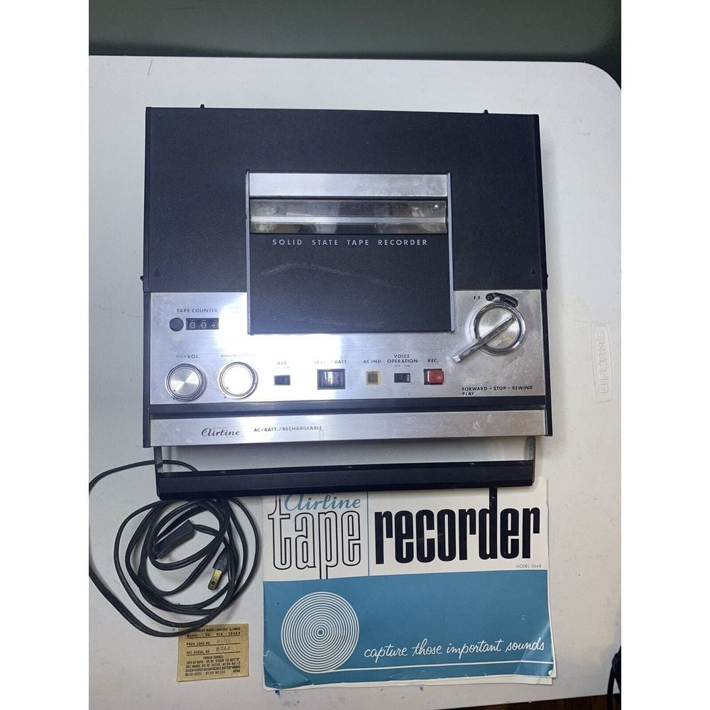 Wards Airline AC/DC Reel To Reel Solid State Tape Player/Recorder GEN-3648B VTG