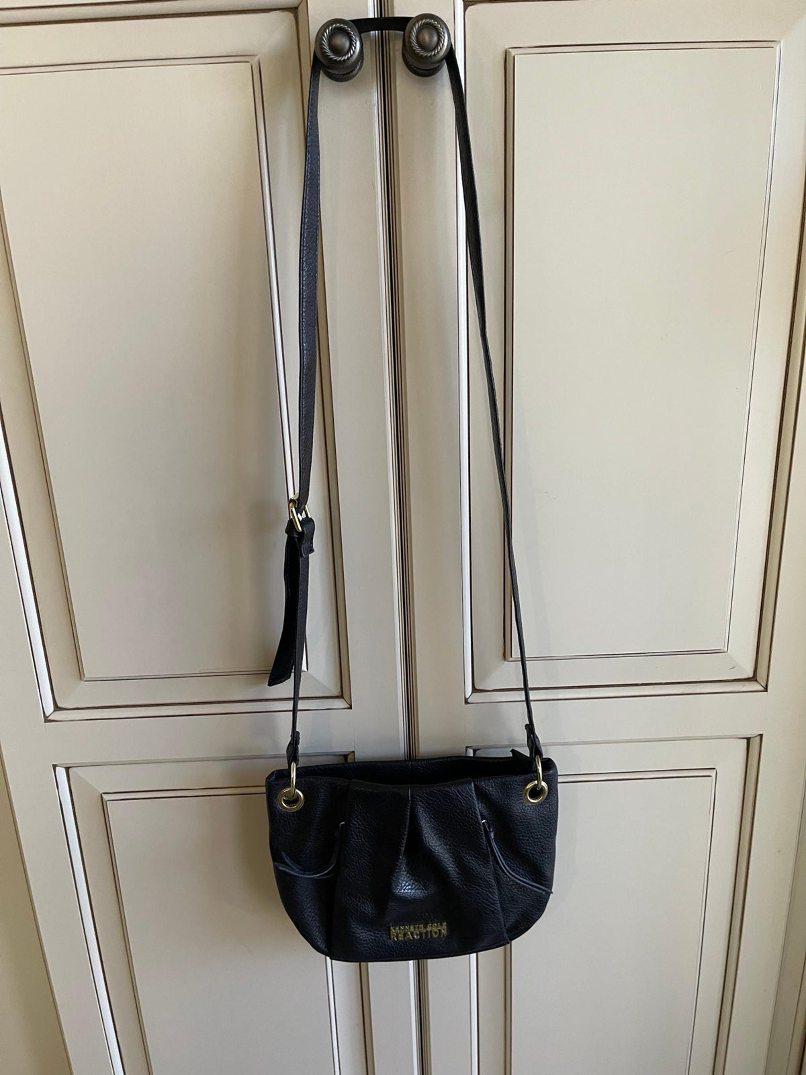 Kenneth Cole Reaction Small Black Pebble Textured Shoulder Cross Body Bag