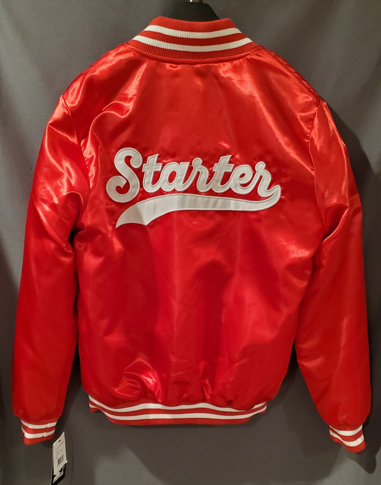 Starter Locker Room Full-Snap Satin Jacket -Red (M)