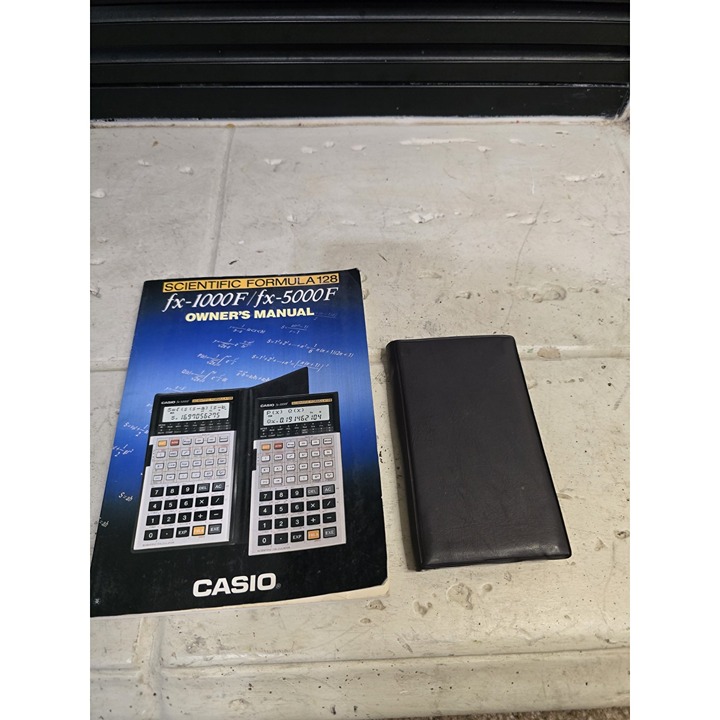 Casio fx-4000P Scientific Programmable Calculator With Case Needs Batteries