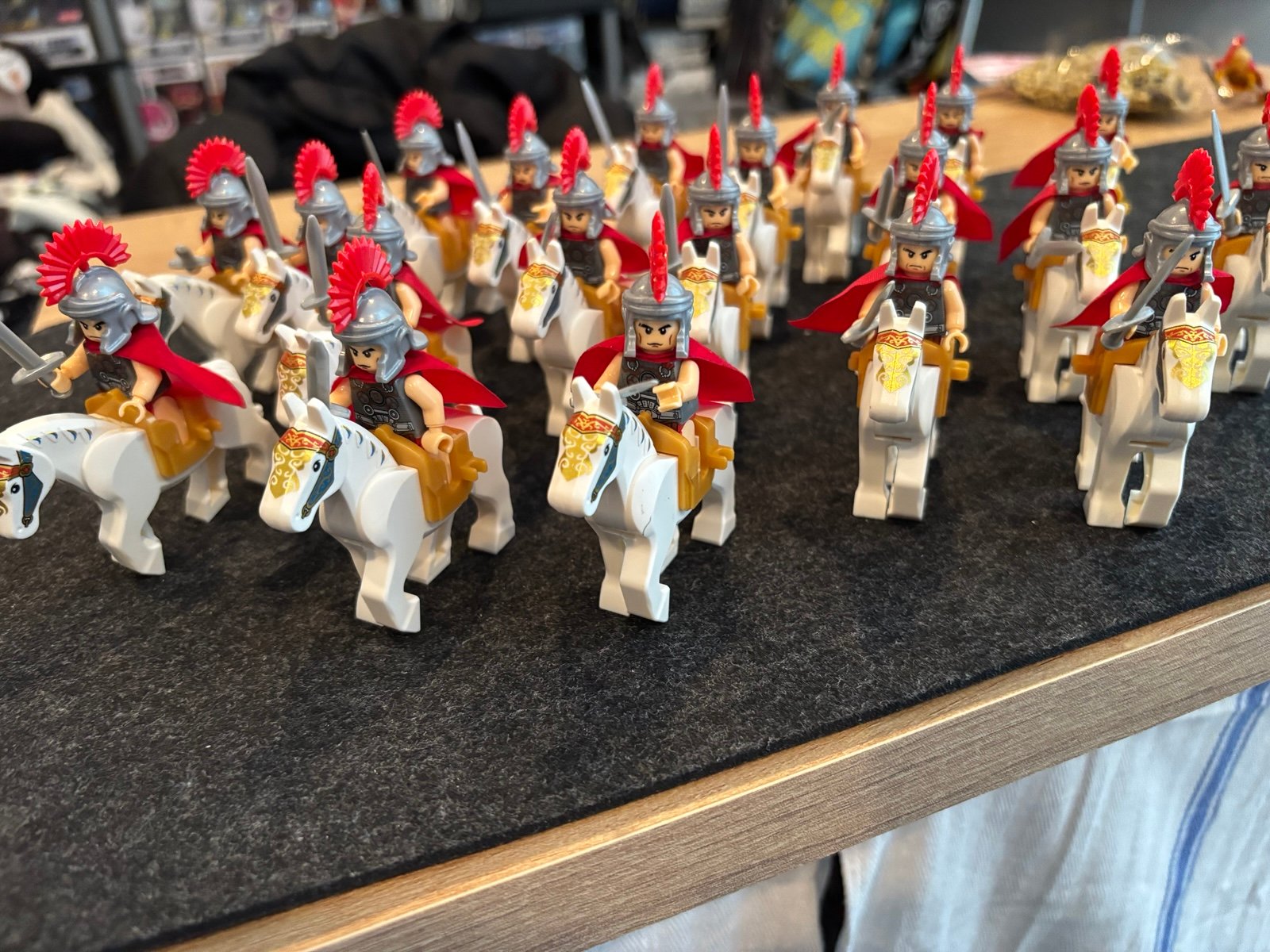 Roman swordsman cavalry centurion lot of 20 minifigures