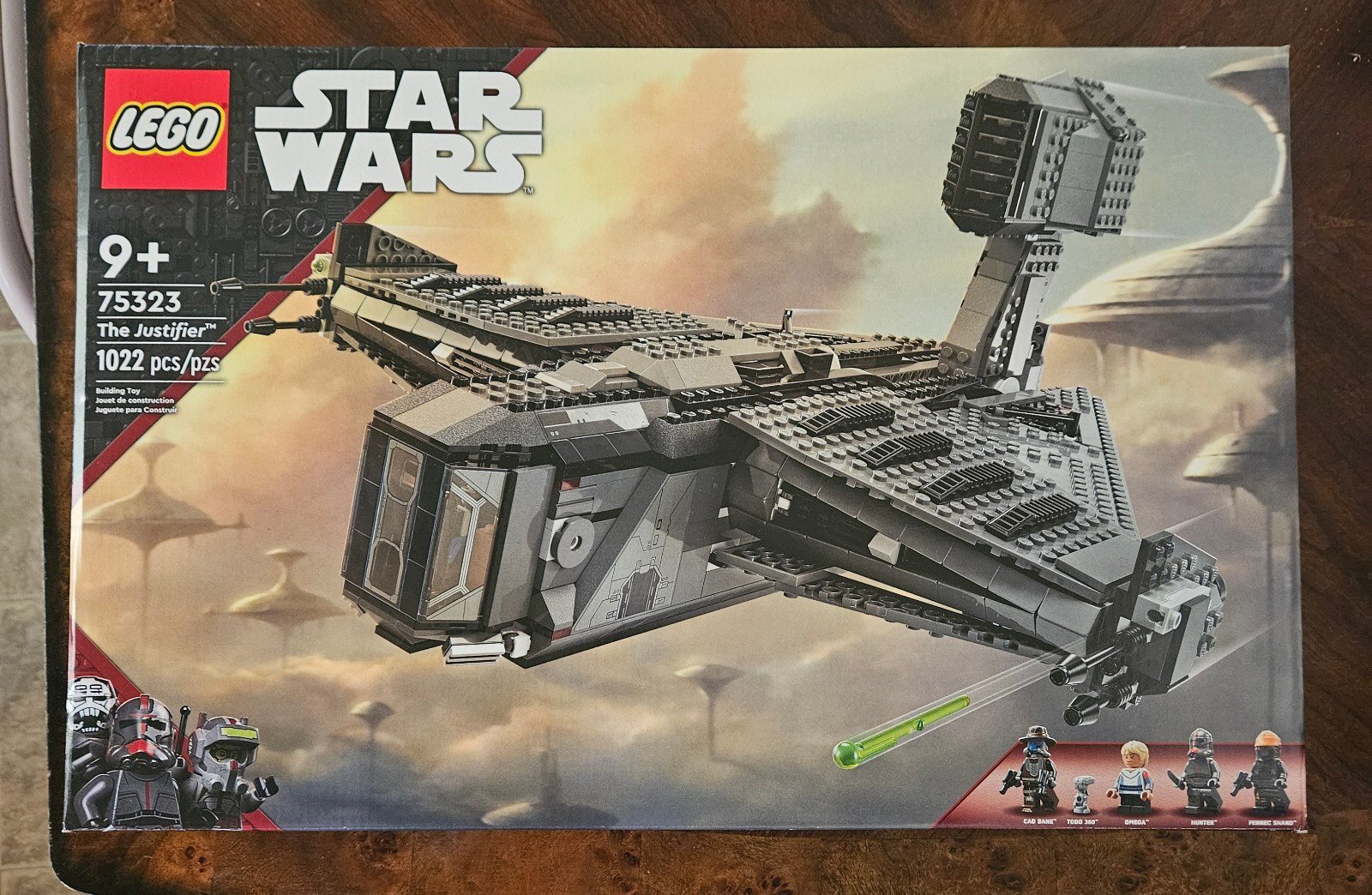 Lego star wars set 75323 retired.
