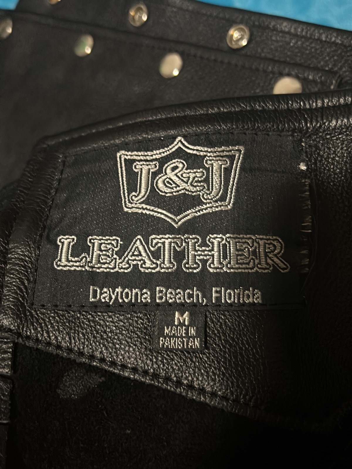 Women’s leather riding chaps
