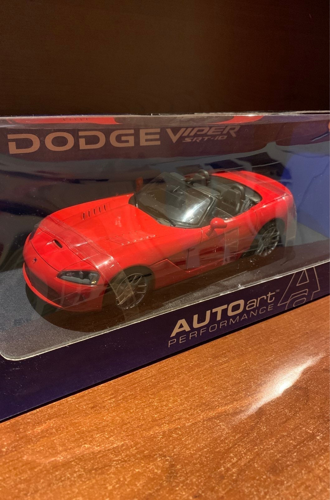 AUTOart 2003 Dodge Viper SRT-10 Red