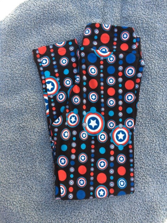 NEW Lularoe Kids Captain America Legging
