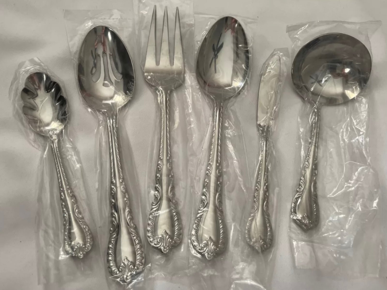 NEW REED & BARTON SELECT 18/10 LOUIS PHILIPPE STAINLESS 6 PIECE SERVING SET HOST