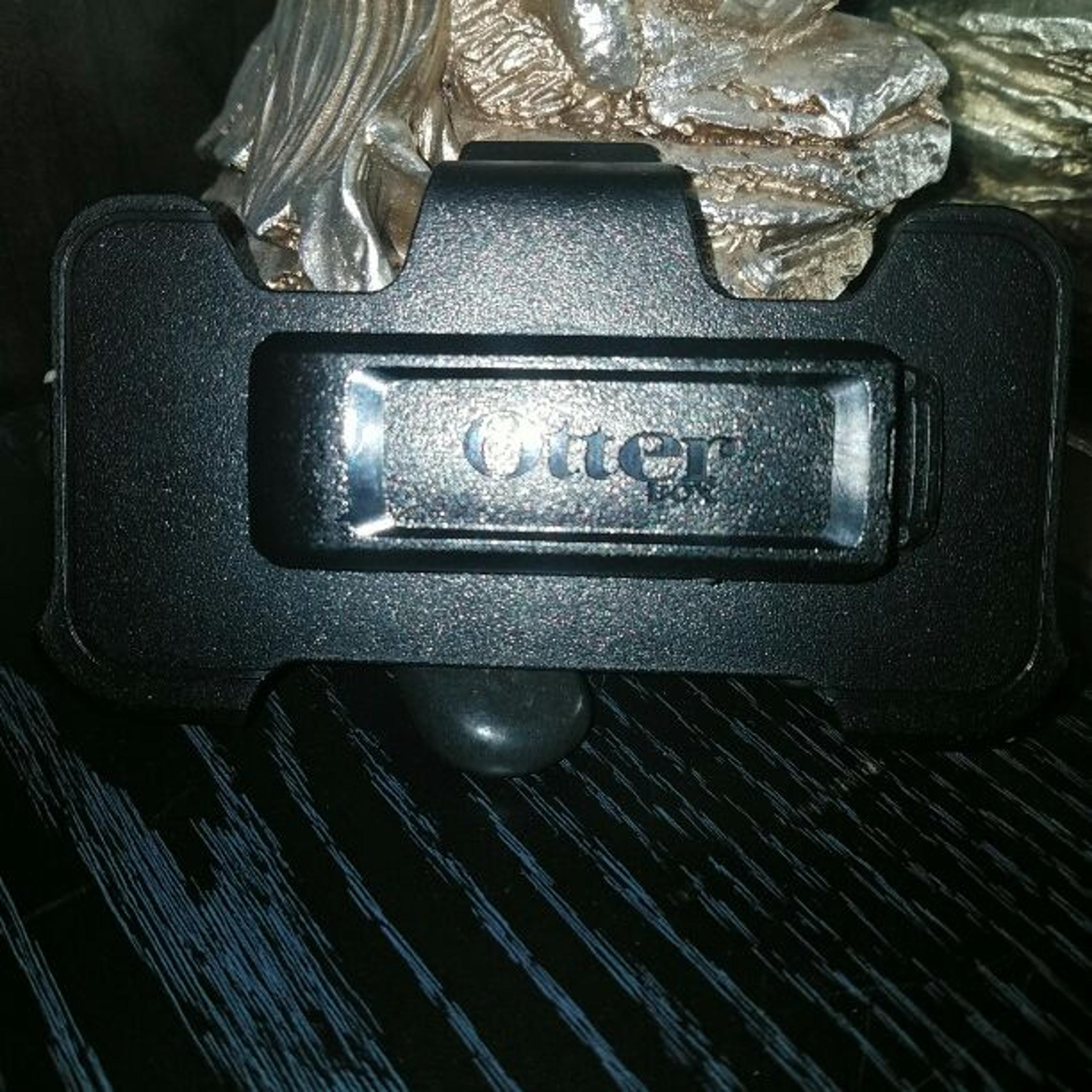 Otterbox holster for iPhone 5s