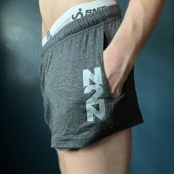 Men’s N2N Soft Gym Shorts w/ Pockets in Charcoal Gray - Size Small