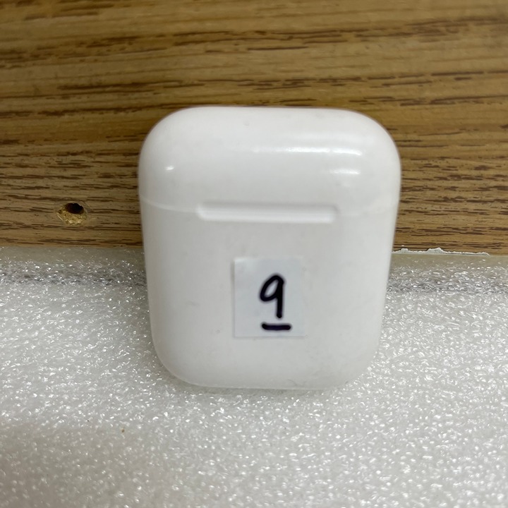 Apple AirPods with Case (Model A1602) Working #9