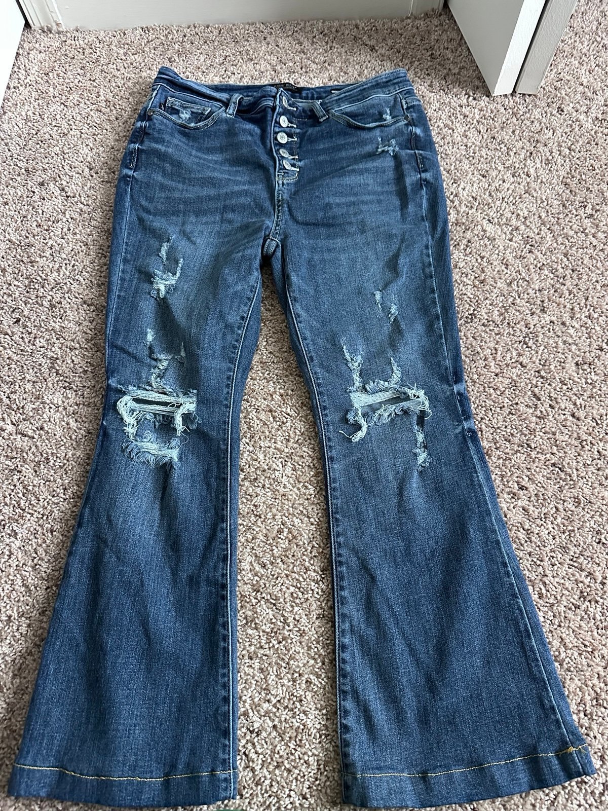 Judy Blue Ripped Trouser Flares- 15/32