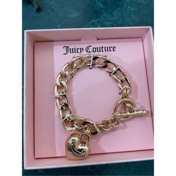 Juice Couture Solid Puff Heart Charm Chain Bracelet Gold Color New in Box
