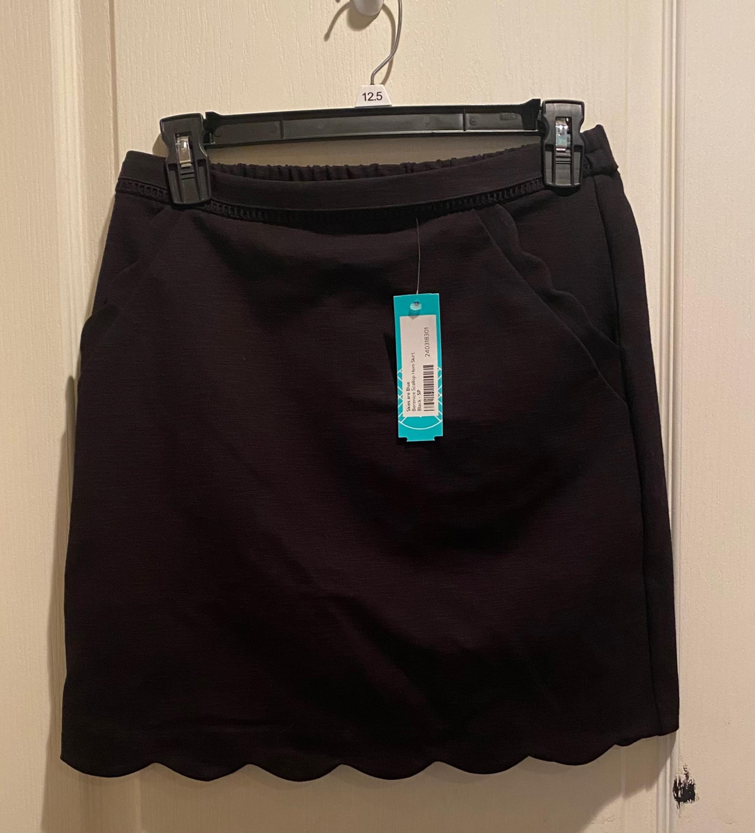 Skies are Blue scallop hem skirt