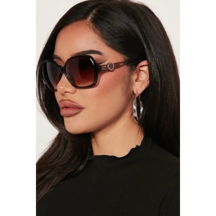 Follow My Lead Square Frame Sunglasses Tortoise