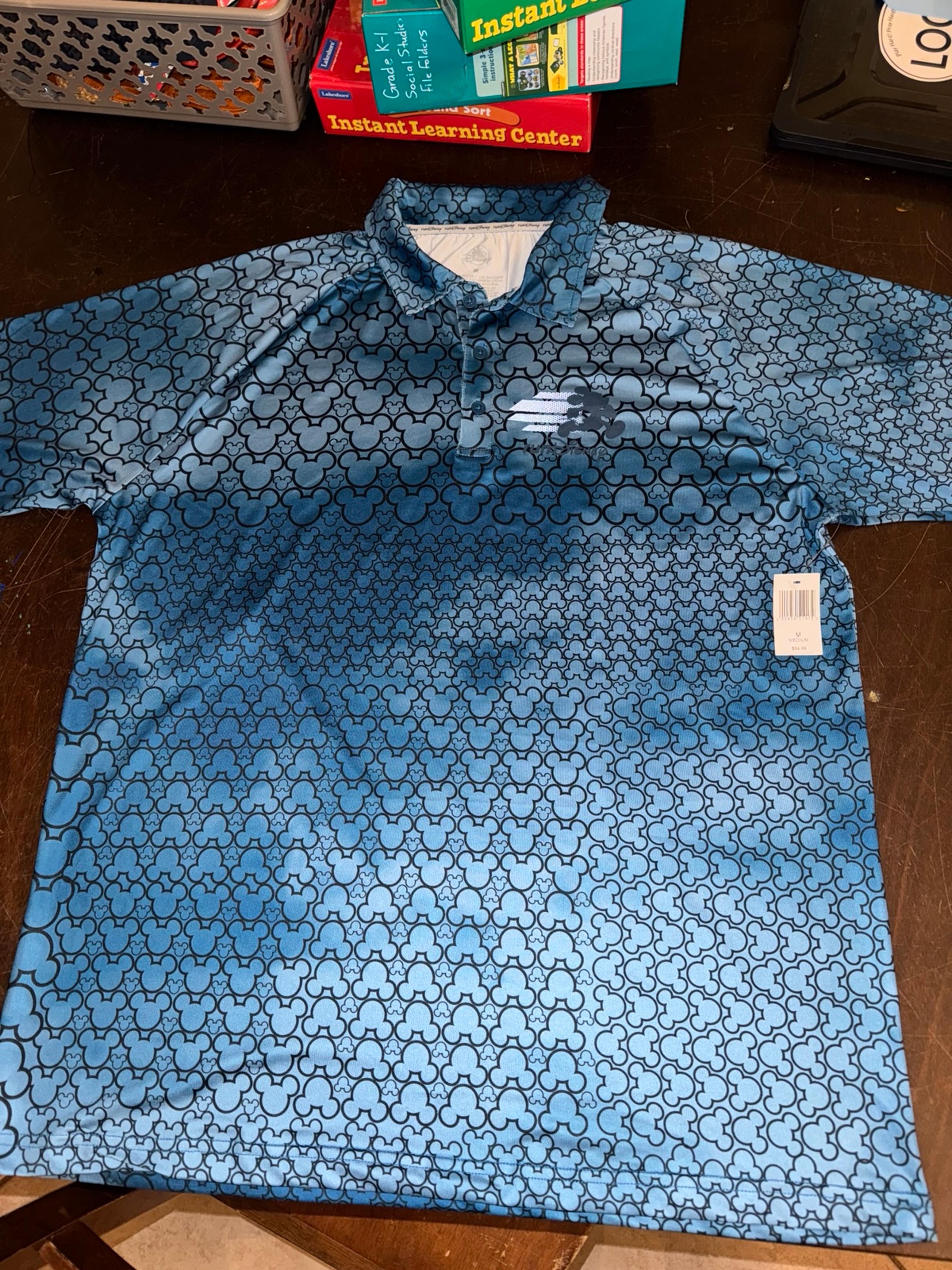 Men’s medium Run Disney polo