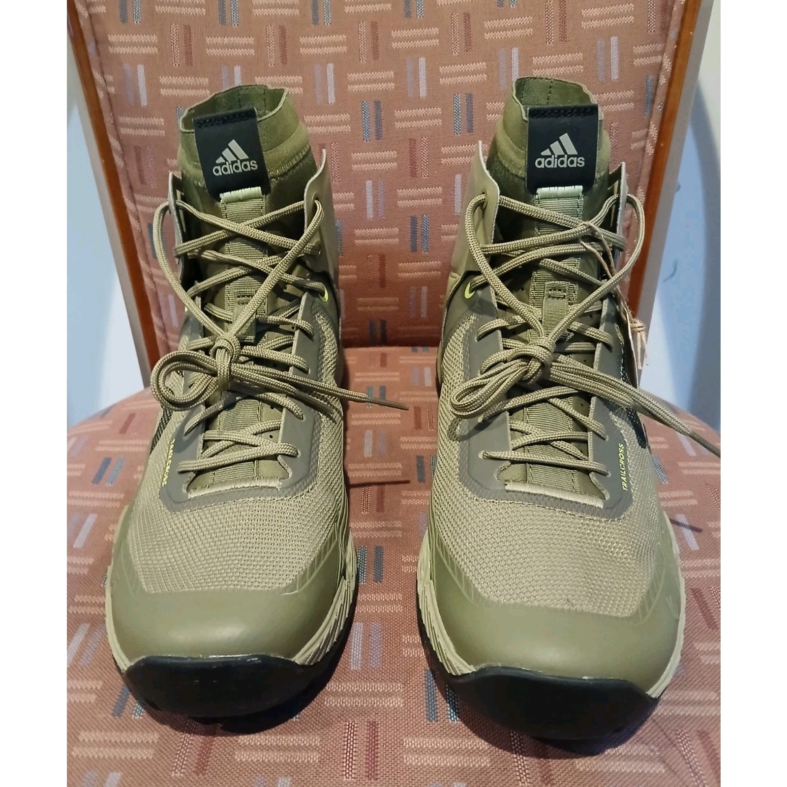 New Men's 10.5 - Adidas Five Ten Trailcross Pro Mid Orbit Green