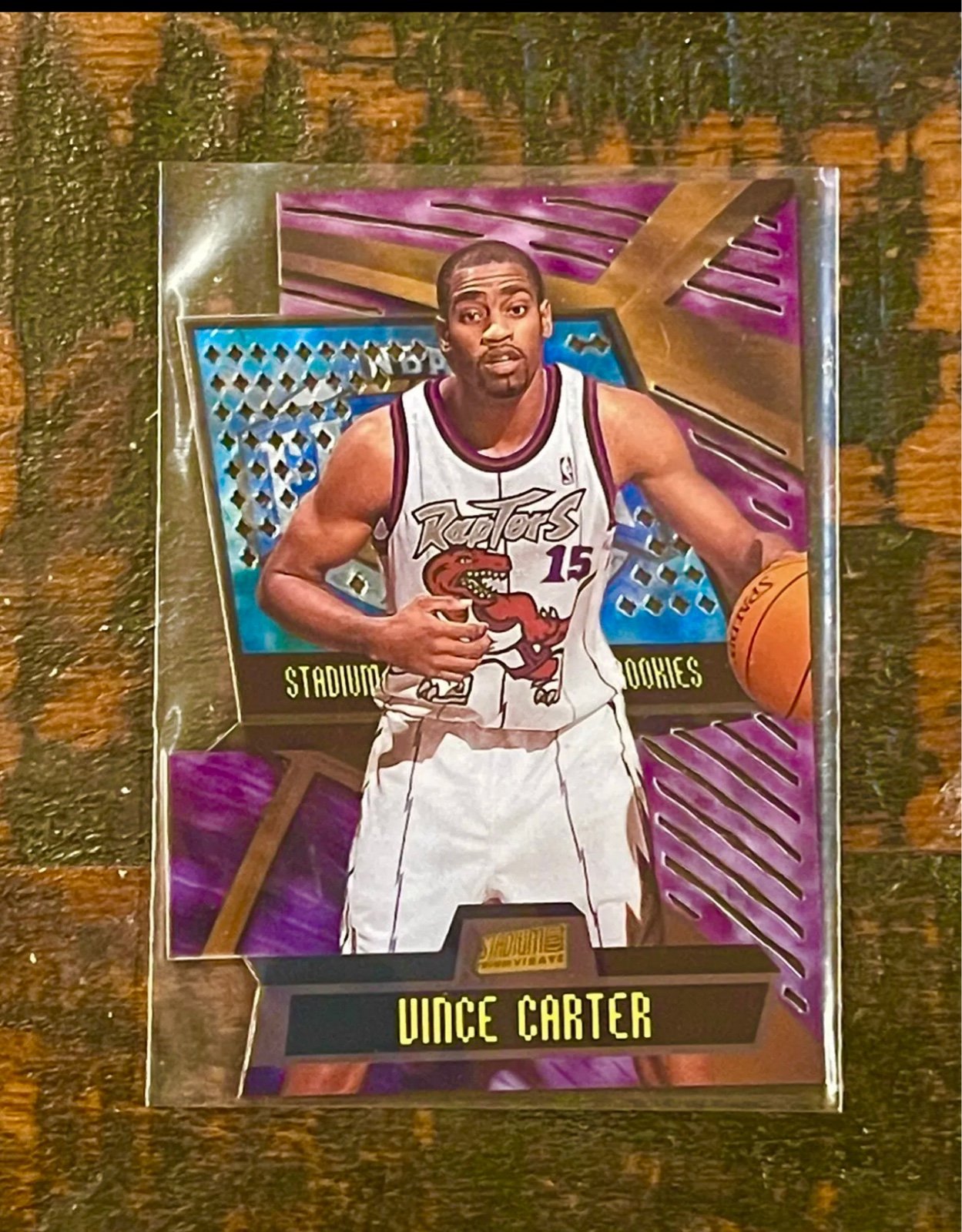 1998 Topps Stadium Club Triumvirate Luminescent #T16C Vince Carter RC Rookie