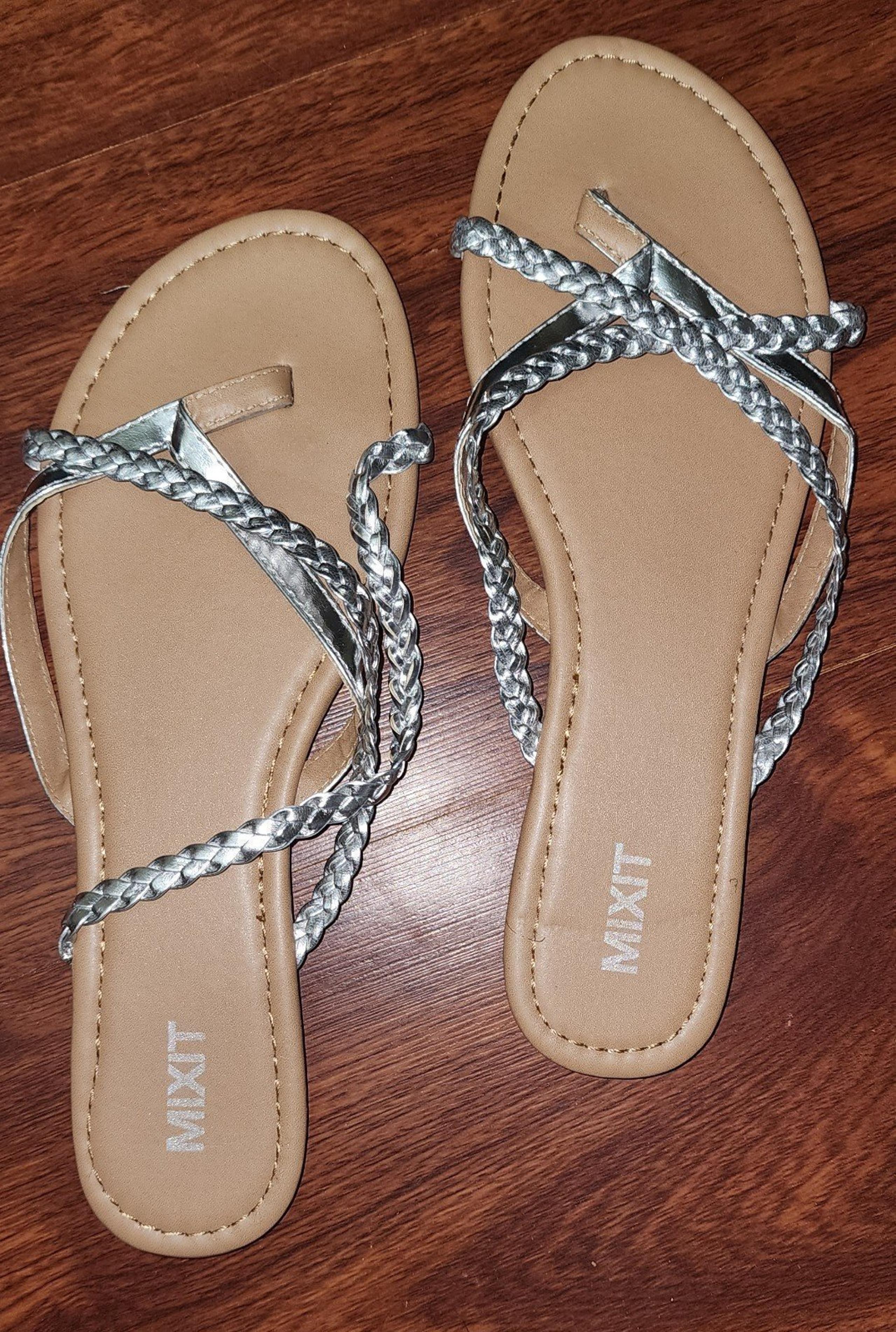 Women's size 9 sandals