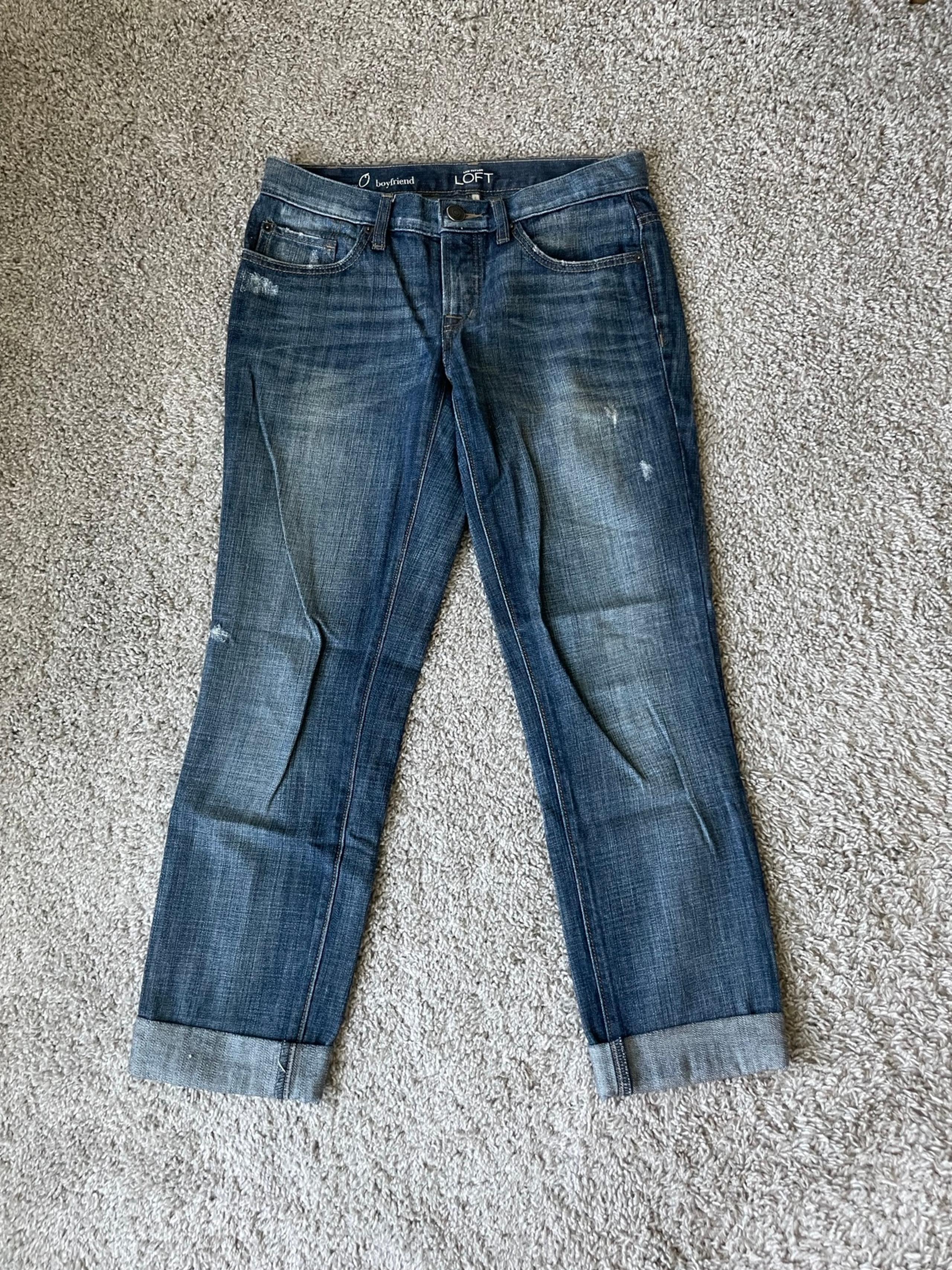 EUC LOFT boyfriend jean 0/25