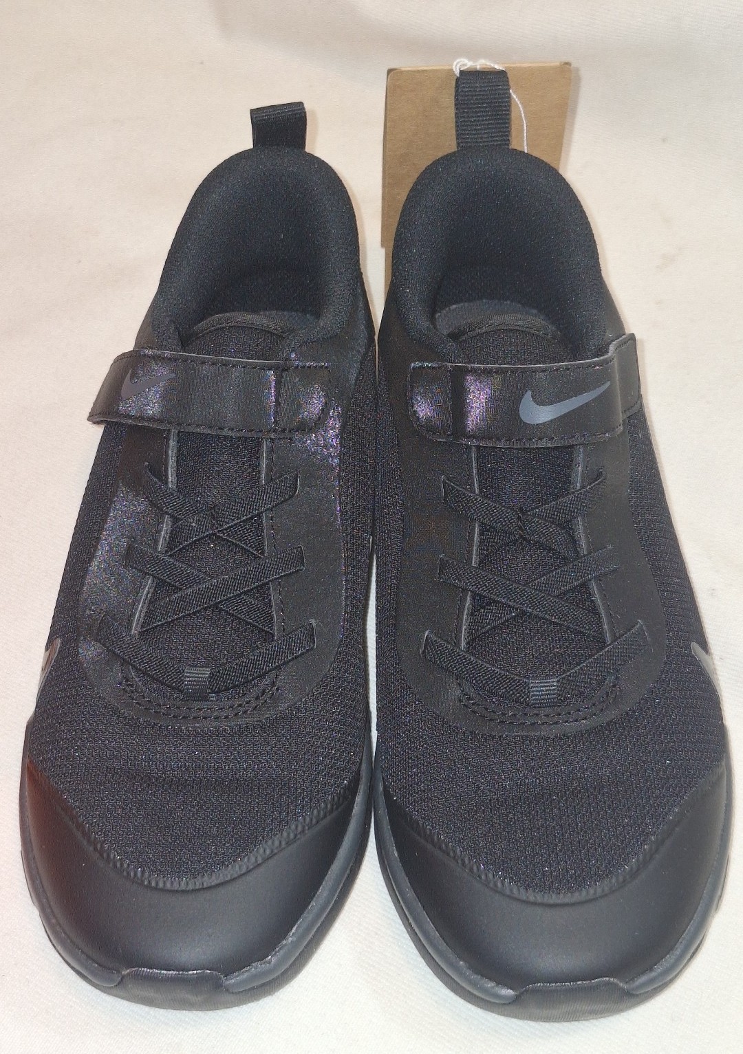 NWT Nike Omni Multi Court PS Triple Black Sneakers Size 3Y