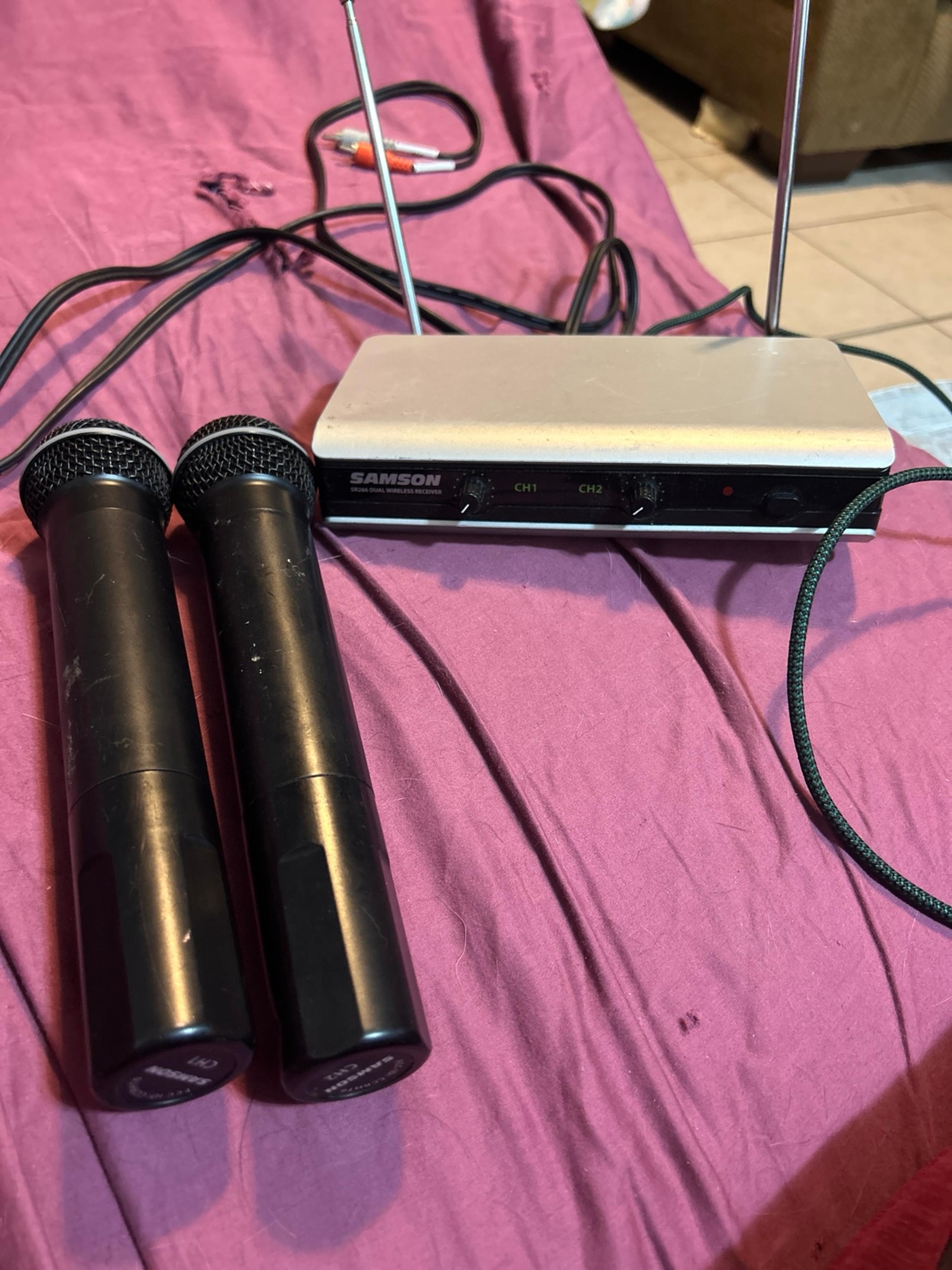 Samson SR266 dual wireless receiver