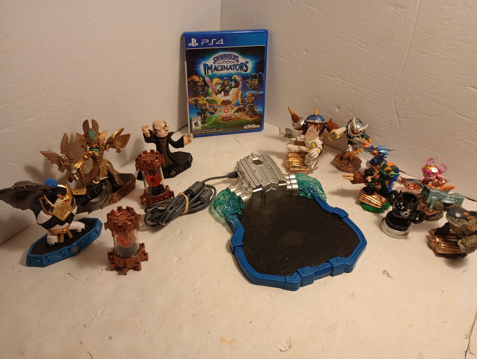 Skylanders Imaginators game bundle for PS4