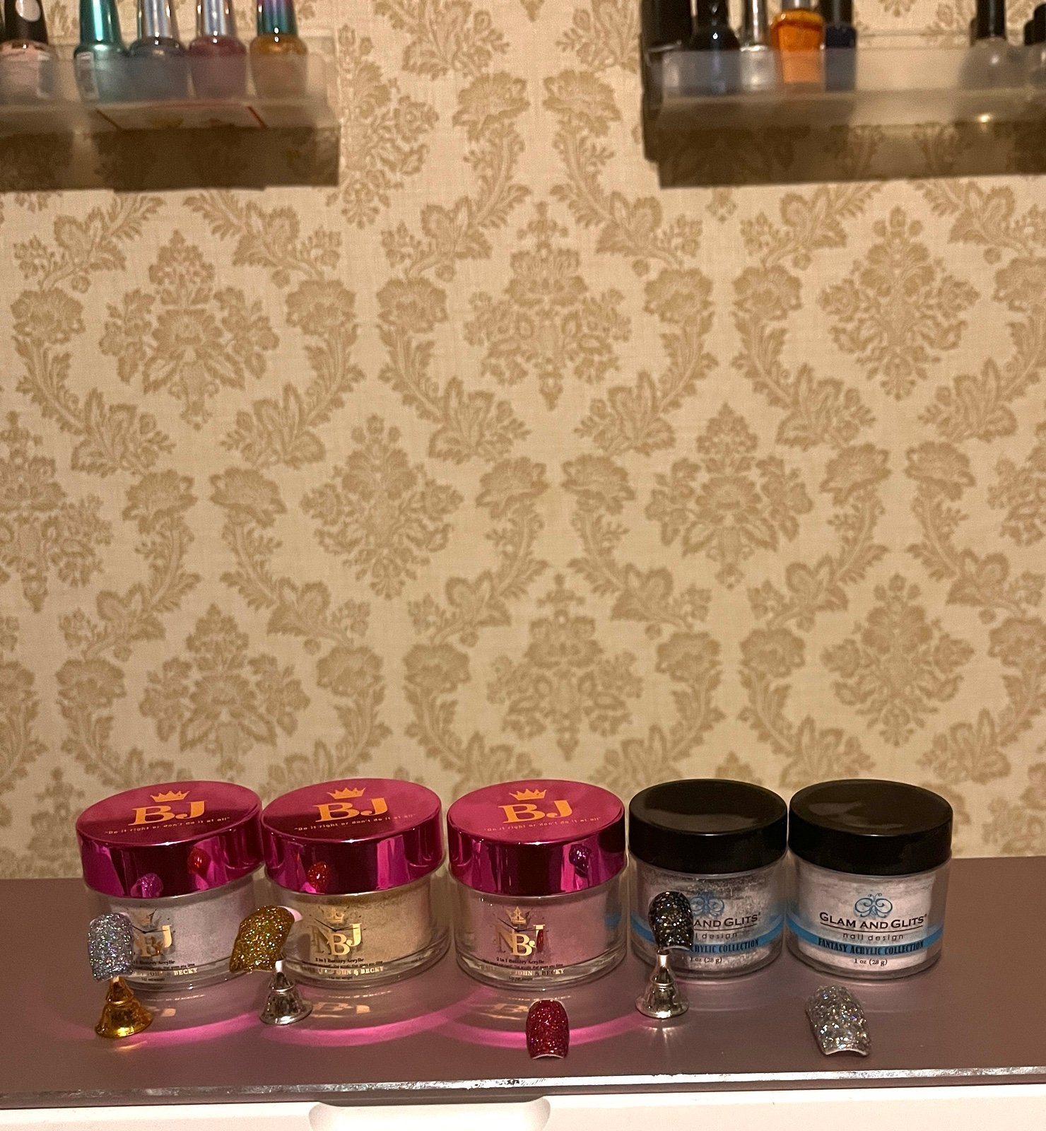nail acrylic