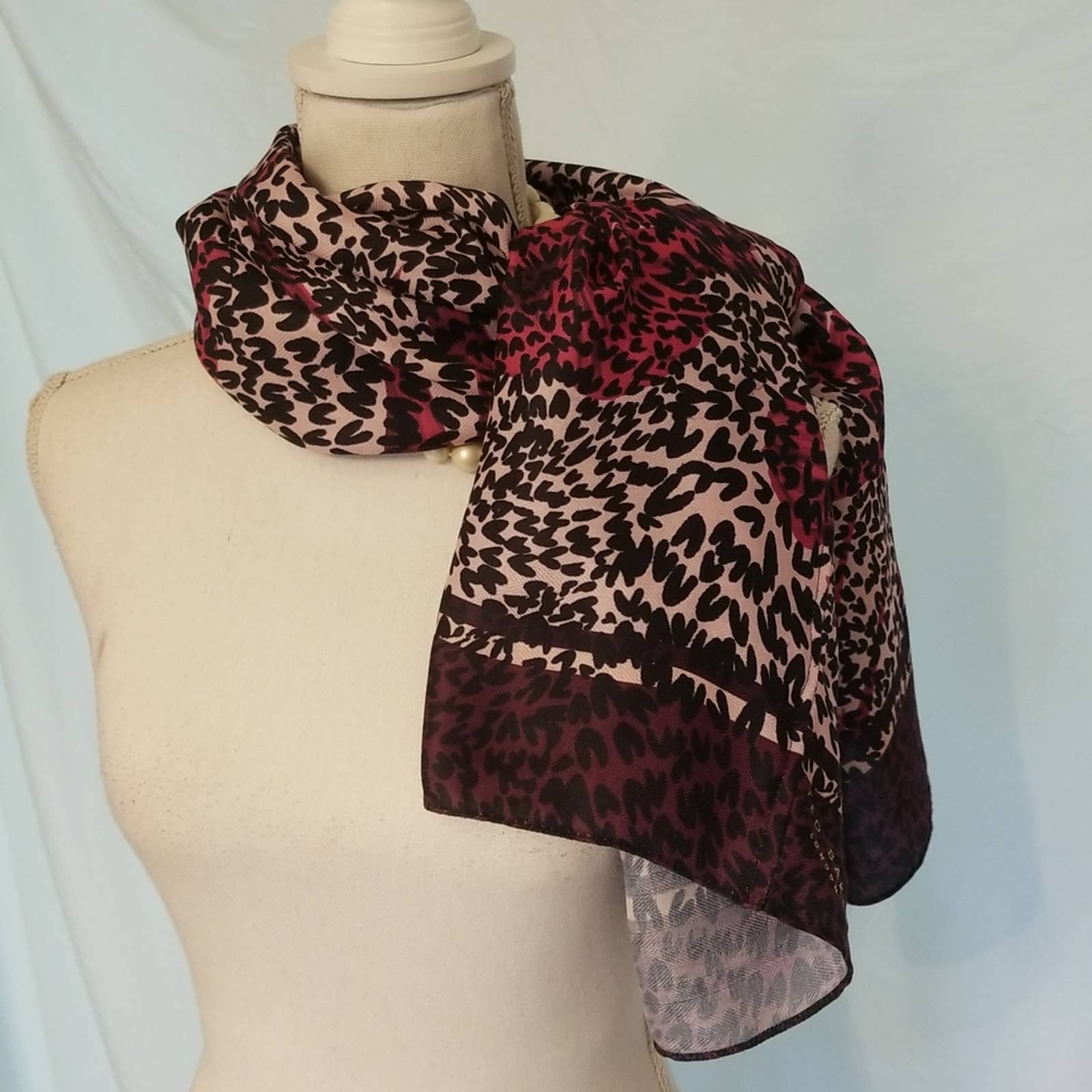 TED BAKER Emmonda Euphoria Print Light Pink Purple Silk Cape Scarf Wrap