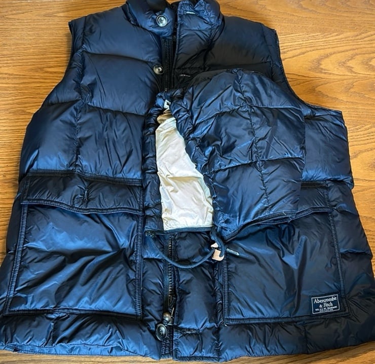 Abercrombie and Fitch Down men’s XL